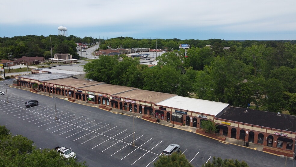 More Photos Of 3604 Macon Rd, Columbus Unknown For Lease