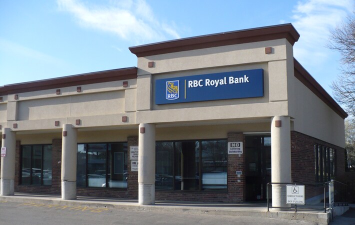More Photos Of 1820-1848 Main St, Winnipeg Freestanding For Lease