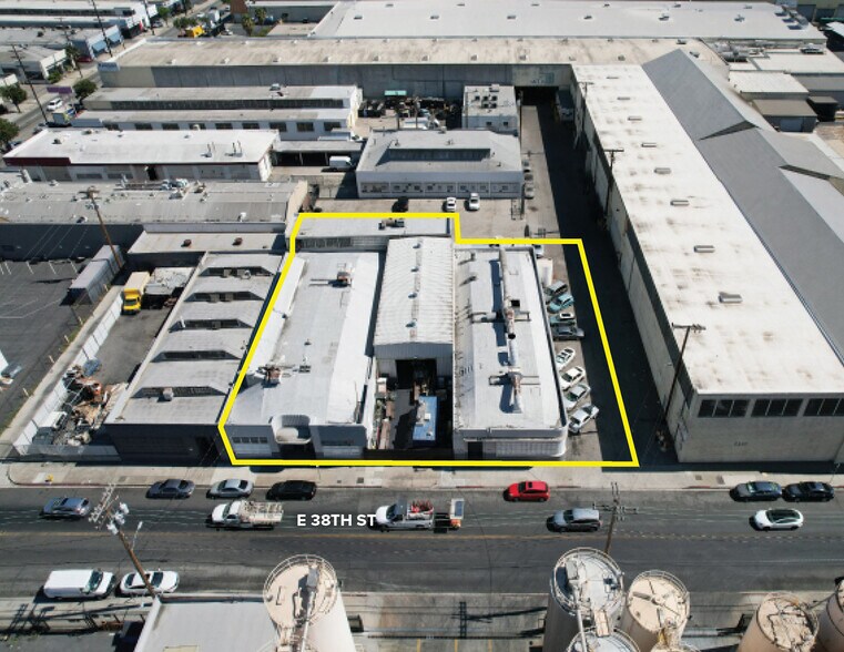 More Photos Of 2334-2344 E 38th St, Vernon Warehouse For Lease