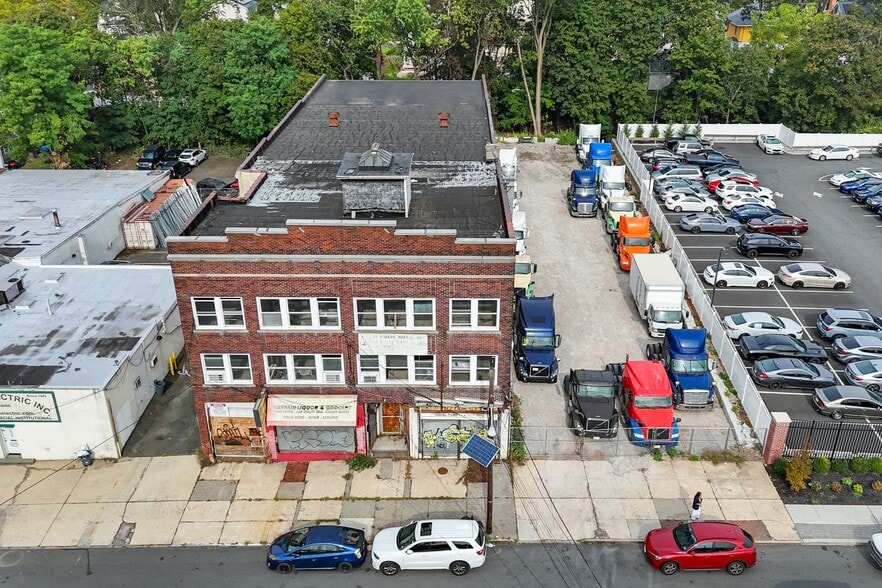 More Photos Of 1444 Broad St, Hillside Warehouse For Sale