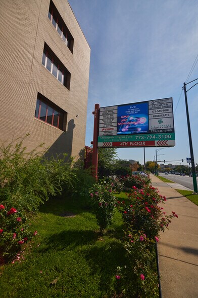 More Photos Of 4211 N Cicero Ave, Chicago Medical For Lease