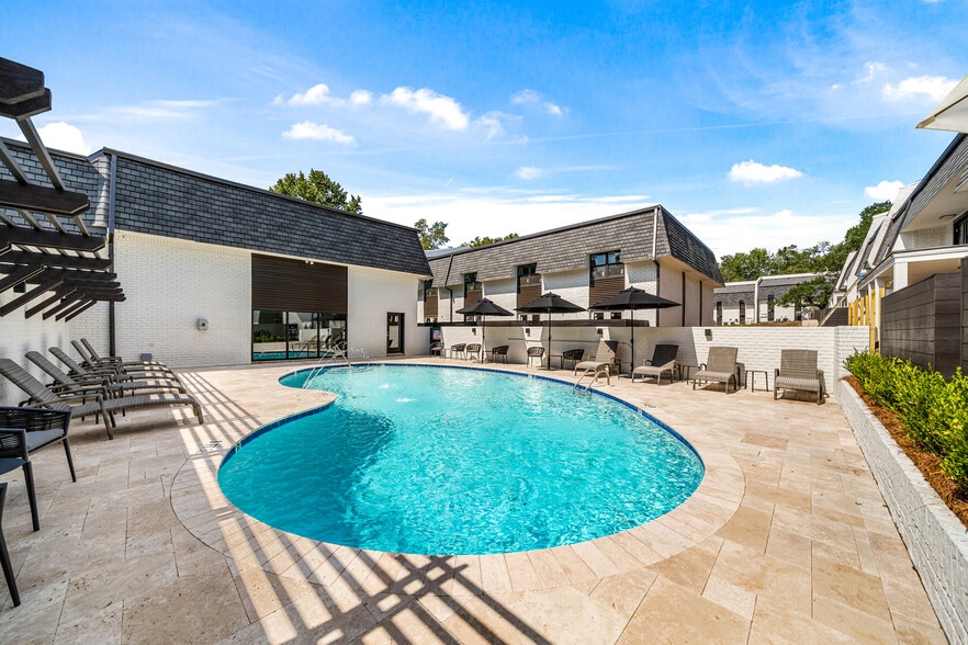 More Photos Of 3655 Old Shell Rd, Mobile Apartments For Sale