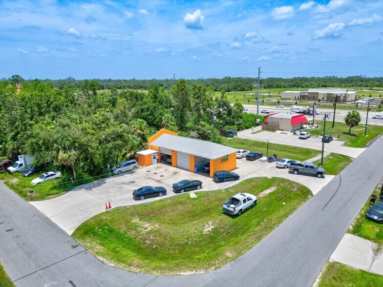 More Photos Of 15182 Dahlgren Ave, Port Charlotte Carwash For Lease