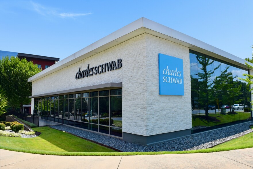 More Photos Of 1105 Hammond Dr NE, Sandy Springs Bank For Sale