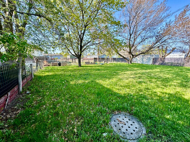 More Photos Of 2329 Fairview Ave, Missoula Multifamily For Sale