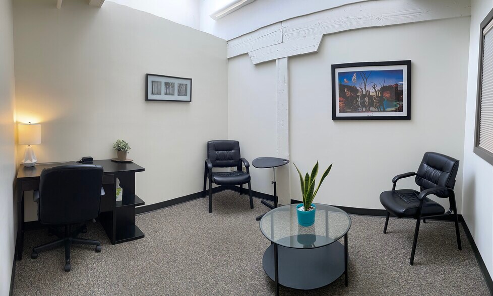 More Photos Of 207 W 5th Ave, Eugene Coworking Space