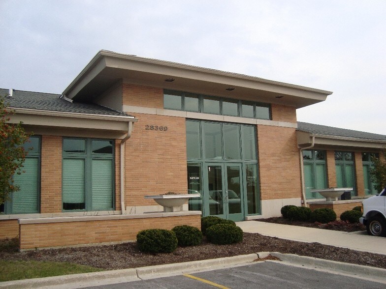 More Photos Of 28369 Davis Pky, Warrenville Office For Lease