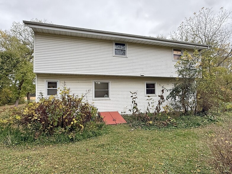 More Photos Of 2326 S Murray Rd, Janesville Land For Sale