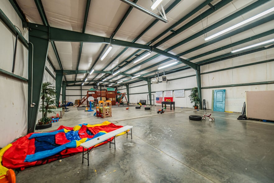 More Photos Of 3530 Park Plaza Rd, Paducah Flex For Lease