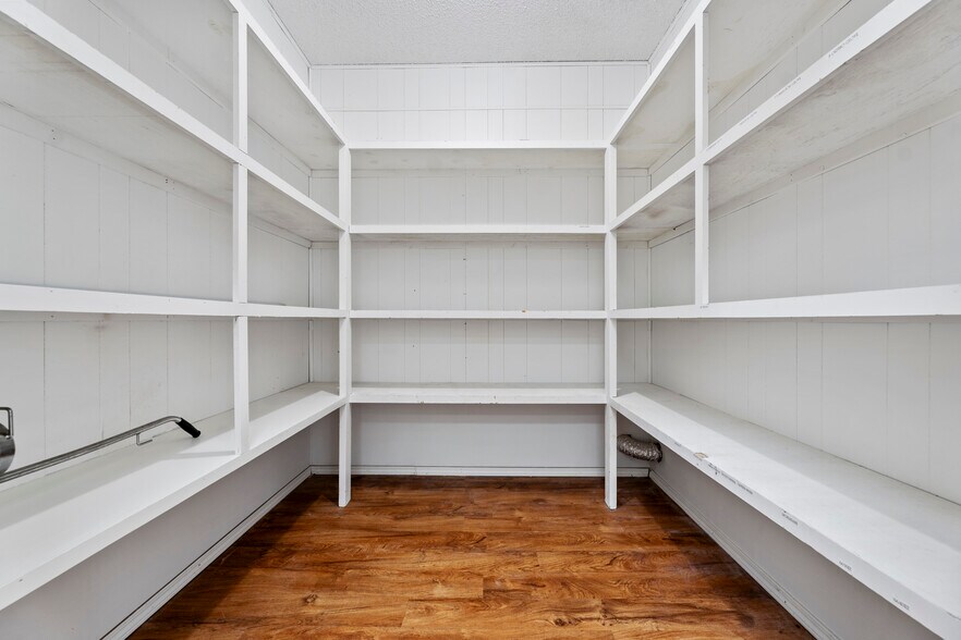 More Photos Of 71 Colt Square Dr, Fayetteville Loft Creative Space For Sale