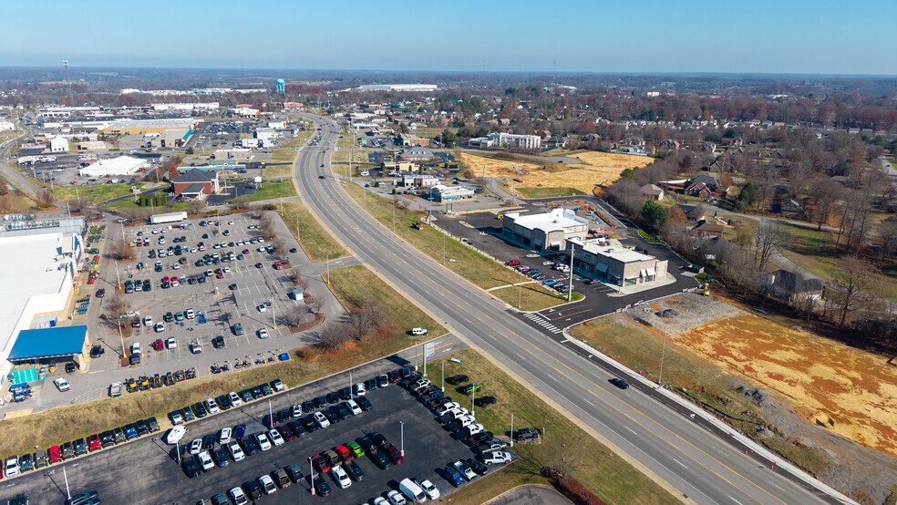 More Photos Of 3500 Tom Austin Hwy, Springfield Unknown For Lease