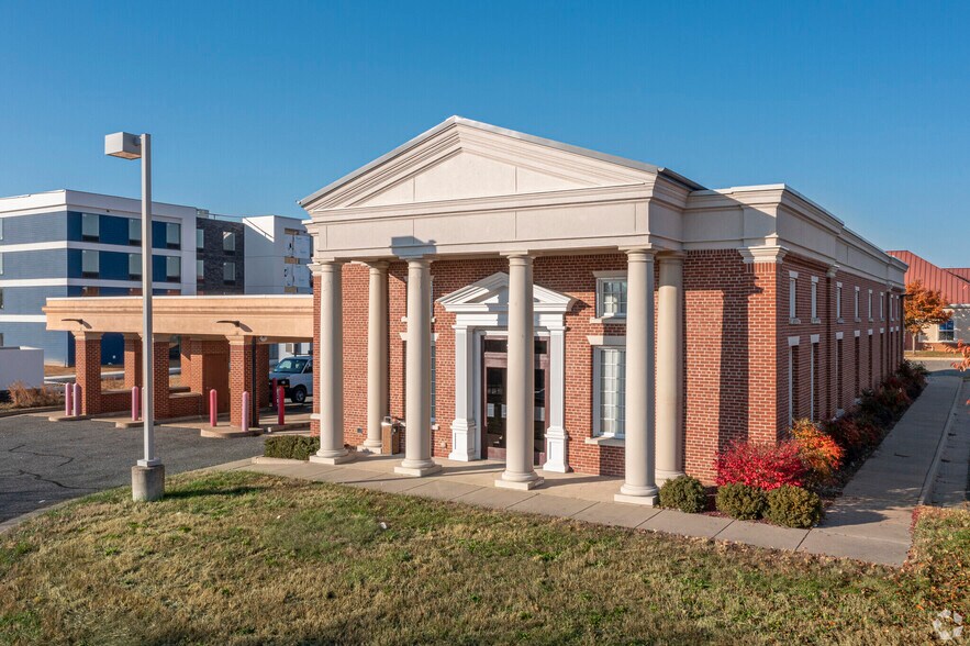 More Photos Of 9801 Patriot Hwy, Fredericksburg Freestanding For Lease