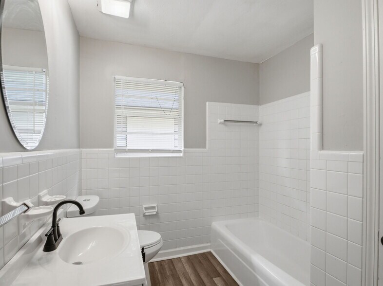 More Photos Of 306 N Jackson St, Salisbury Apartments For Sale
