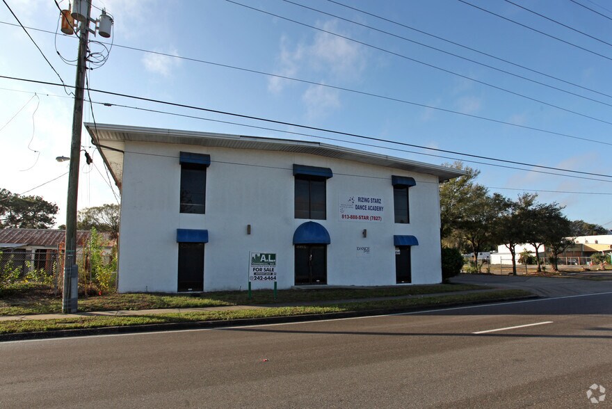 Primary Photo Of 4244 W Waters Ave, Tampa Showroom For Lease