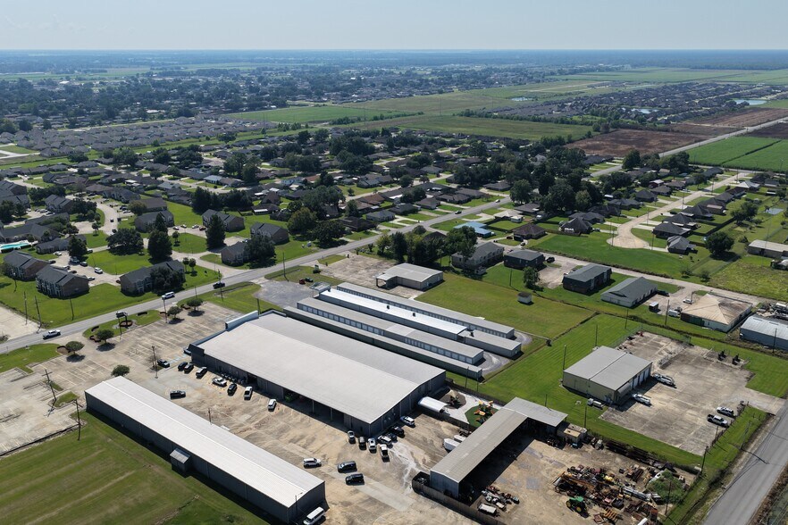 More Photos Of 2219 LA-3185, Thibodaux Specialty For Sale