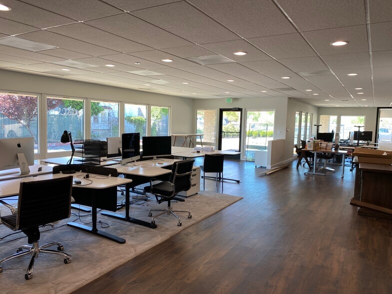 More Photos Of 3132-3136 Auburn Blvd, Sacramento Office For Sale