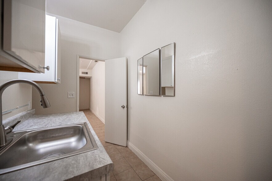 More Photos Of 5900 Cassedy Ln, Las Vegas Apartments For Sale
