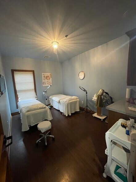 More Photos Of 1265 E 33rd St, Edmond Medical For Lease