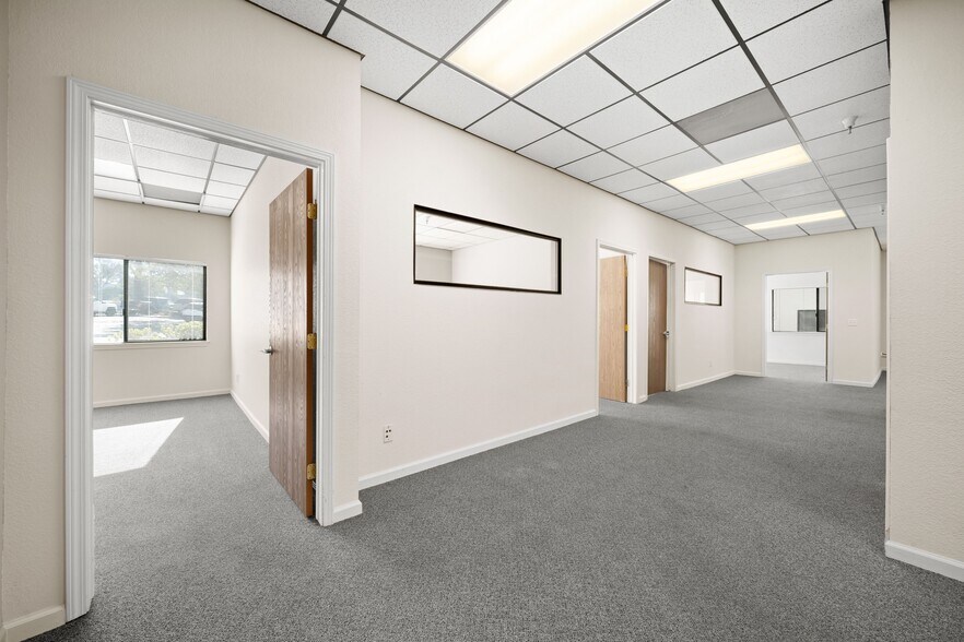 More Photos Of 5955 Capistrano Ave, Atascadero Office For Lease