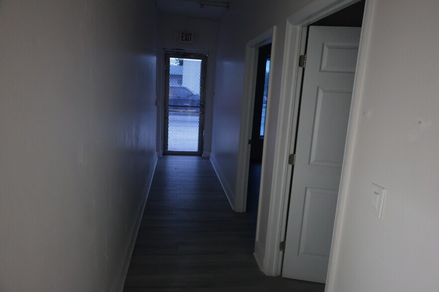 More Photos Of 4634 NW 27th Ave, Miami Freestanding For Lease