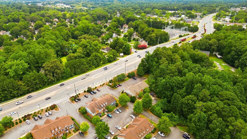 More Photos Of 100-126 Prospect Pl, Alpharetta Office For Sale