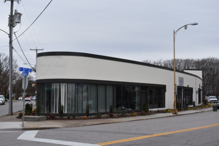 More Photos Of 951 W 21st St, Norfolk Medical For Sale
