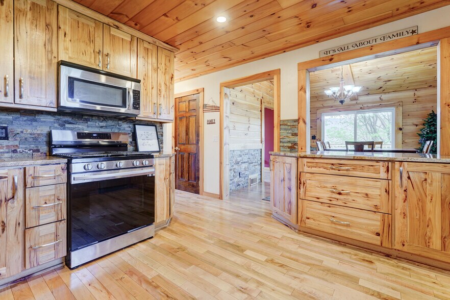 More Photos Of 5685 County Road 33, Canandaigua Specialty For Sale