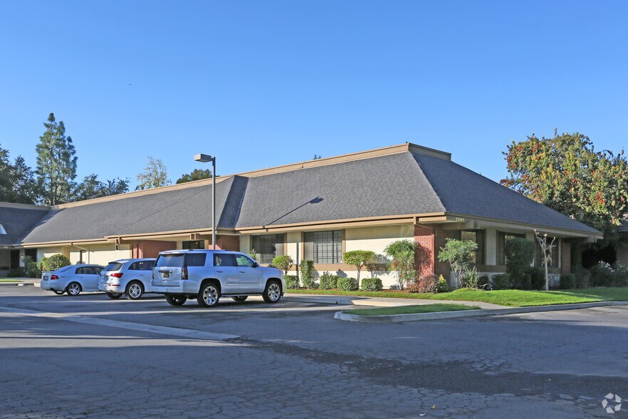 More Photos Of 3585 W Beechwood Ave, Fresno Office For Sale