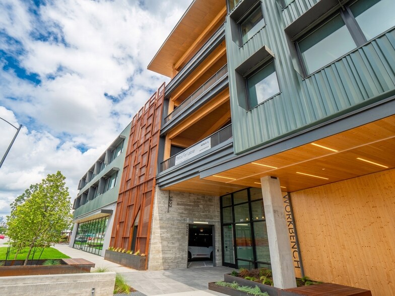 More Photos Of 2422 E 7th St, Austin Office For Lease