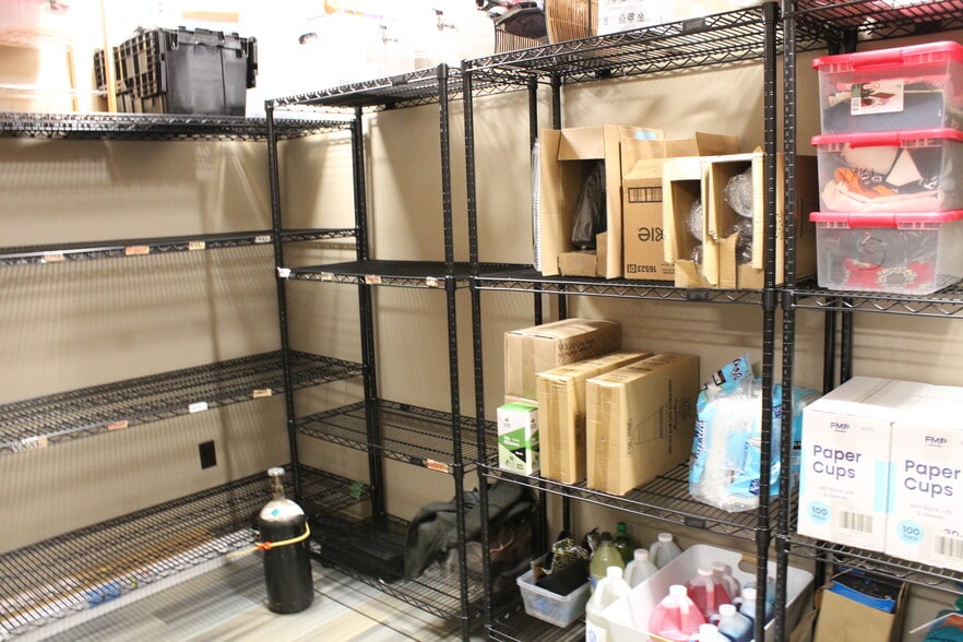More Photos Of 302 S Cedar St, Kalkaska Storefront For Lease