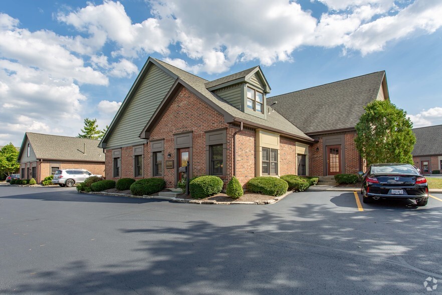 Primary Photo Of 310-322 Regency Ridge Dr, Dayton Office For Lease