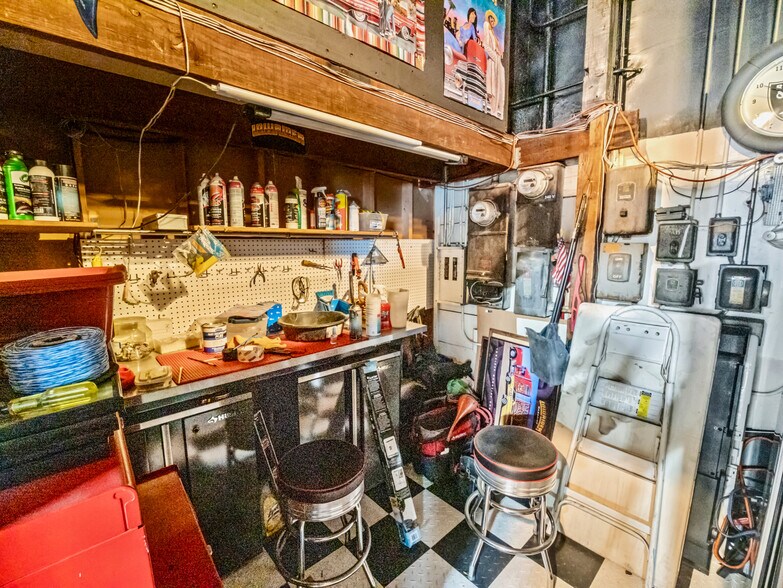 More Photos Of 2029 W 16th St, Long Beach Warehouse For Sale