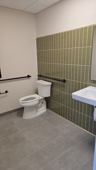 More Photos Of 601 N Main St, Glassboro Medical For Lease