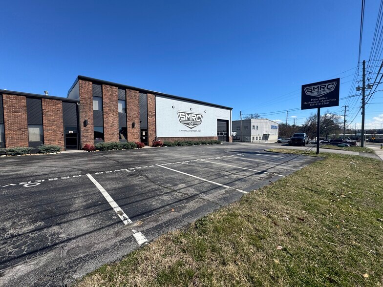 More Photos Of 300 Winona St, Knoxville Distribution For Lease