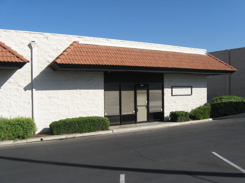 More Photos Of 12155 Magnolia Ave, Riverside Unknown For Lease