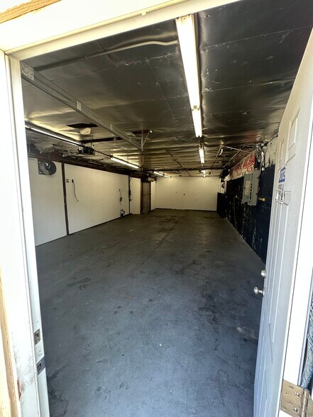 More Photos Of 10809 Prospect Ave, Santee Service For Lease