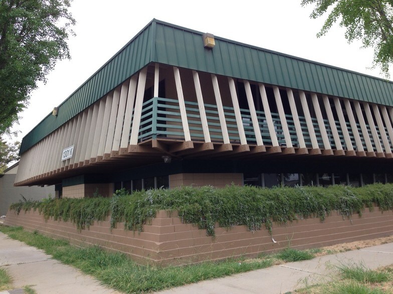 More Photos Of 1301 K St, Modesto Office For Lease
