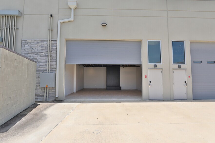 More Photos Of 1435 FM 1463 Rd, Katy Sports And Entertainment For Sale