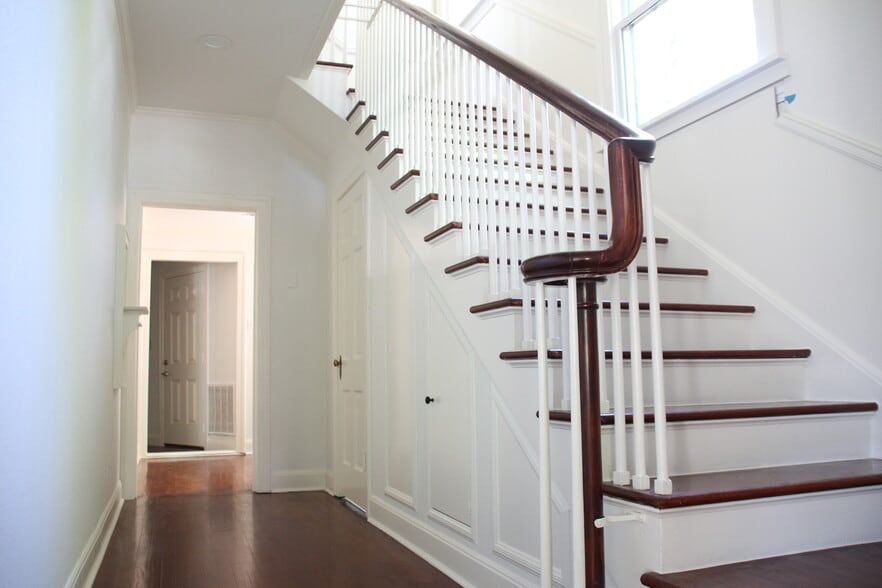 More Photos Of 1604 Nueces St, Austin Office Residential For Lease