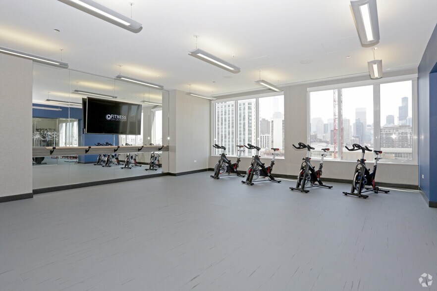 More Photos Of 1140 N Wells St, Chicago Apartments For Lease