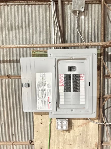 More Photos Of 2900 SE 29th St, Oklahoma City Service For Sale