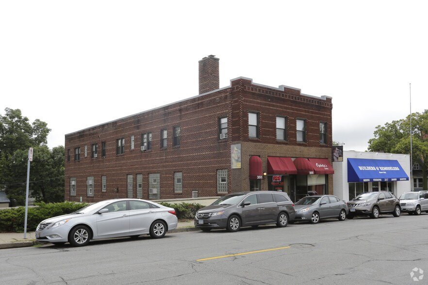 More Photos Of 3513-3515 Hennepin Ave, Minneapolis Apartments For Sale