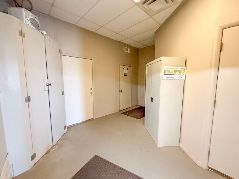 More Photos Of 11730 Highway 152, Pampa Warehouse For Sale
