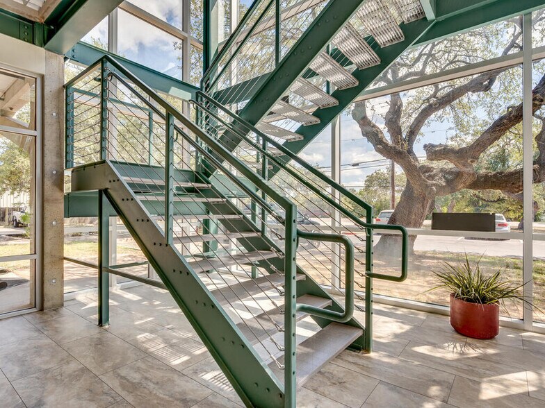 More Photos Of 1815 S Highway 183, Leander Office For Sale