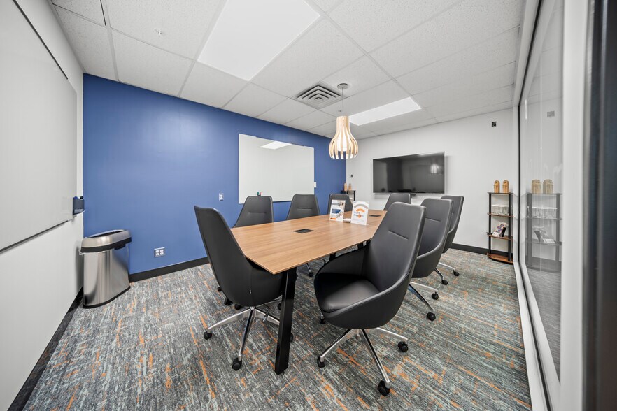 More Photos Of 4807 Rockside Rd, Independence Coworking Space