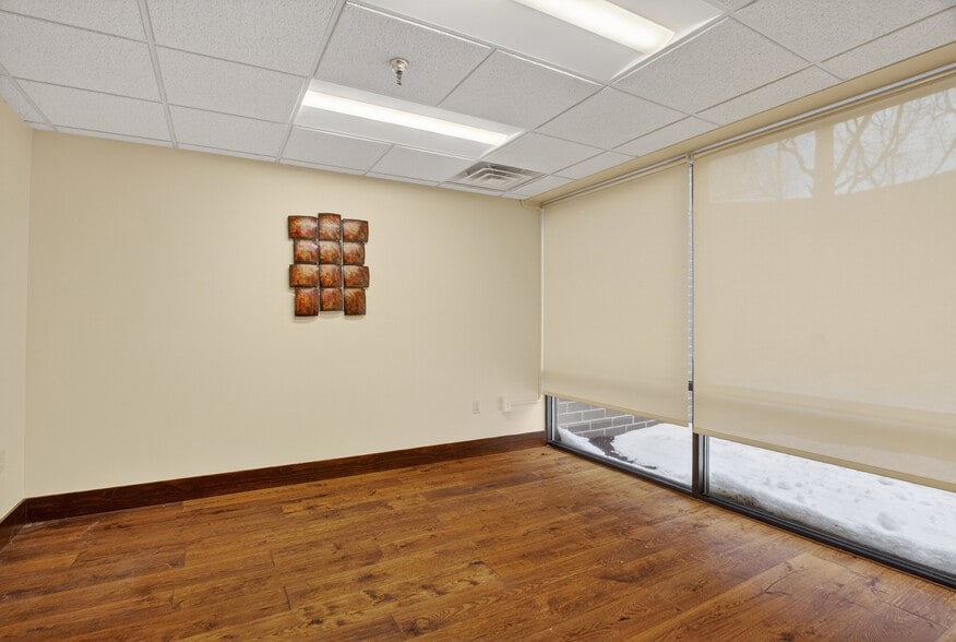 More Photos Of 750 Washington Rd, Mt Lebanon Apartments For Lease