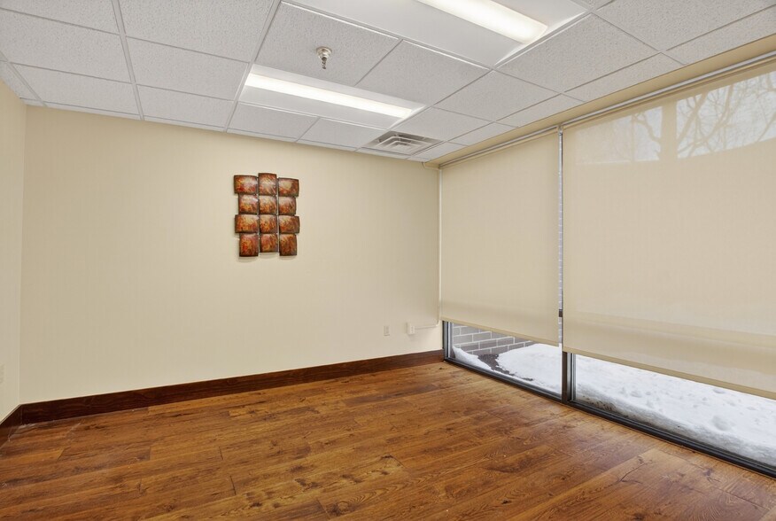 More Photos Of 750 Washington Rd, Mt Lebanon Apartments For Sale