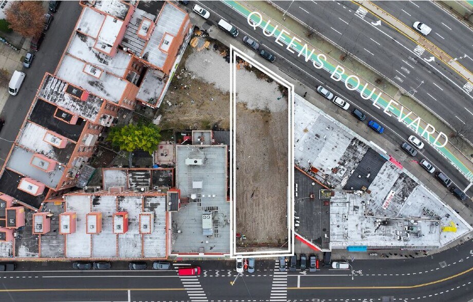 More Photos Of 8418 Queens Blvd, Elmhurst Land For Sale