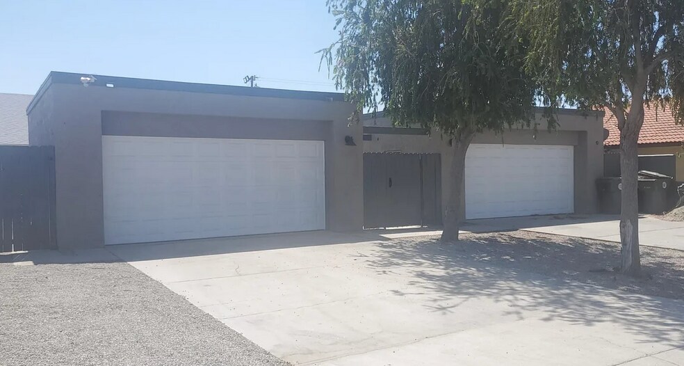 Primary Photo Of 33654 Pueblo Trl, Cathedral City Apartments For Sale
