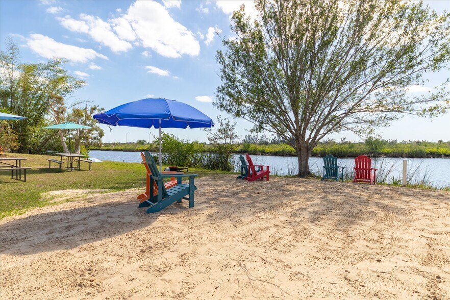 More Photos Of 3269 Duncan Rd, Punta Gorda Apartments For Sale